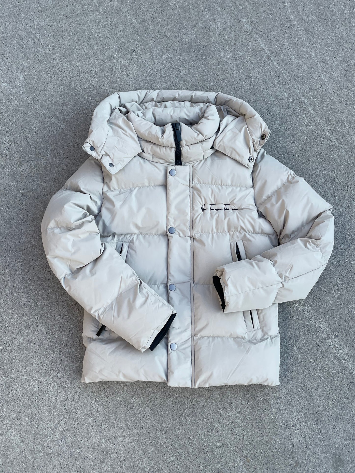 Polaris Cream